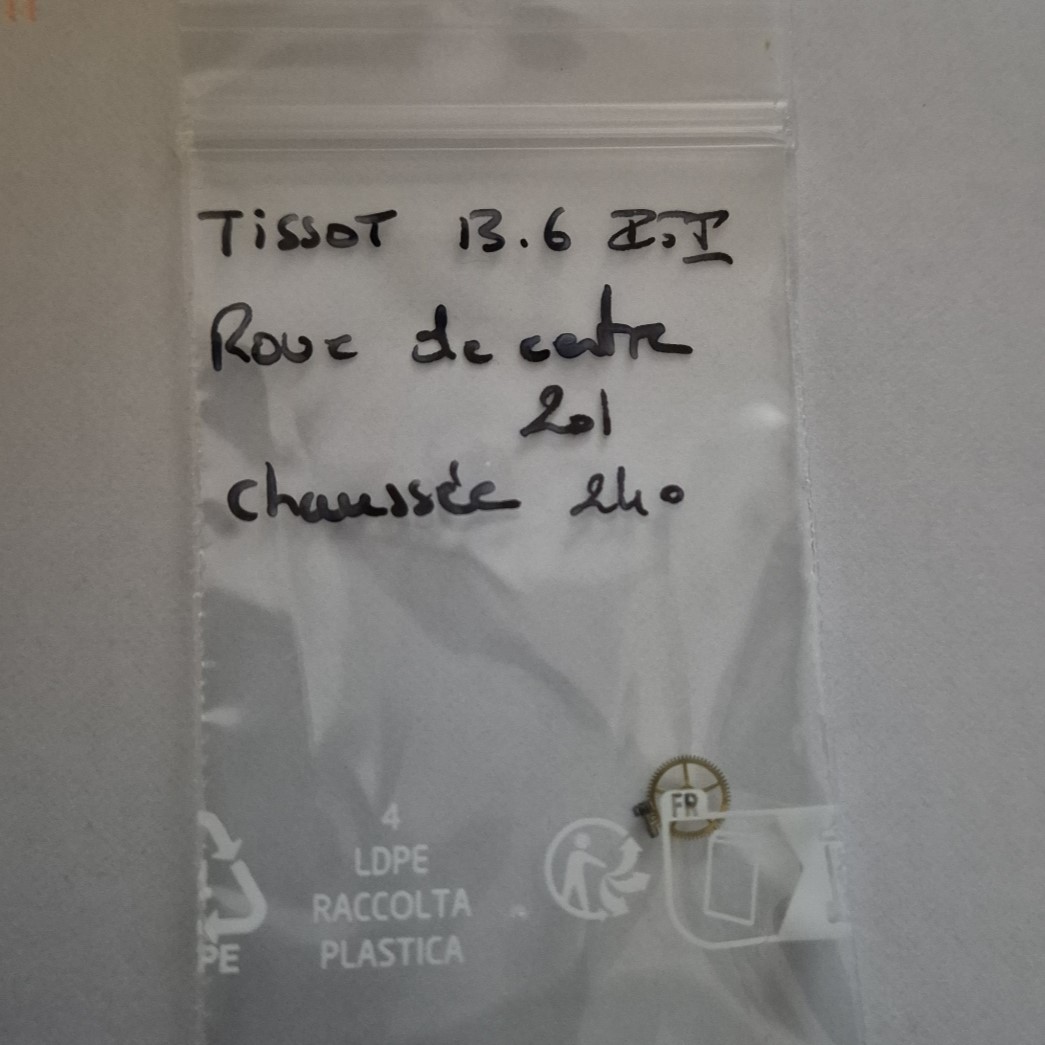 roue de centre avec chaussée tissot 13.6 1t1